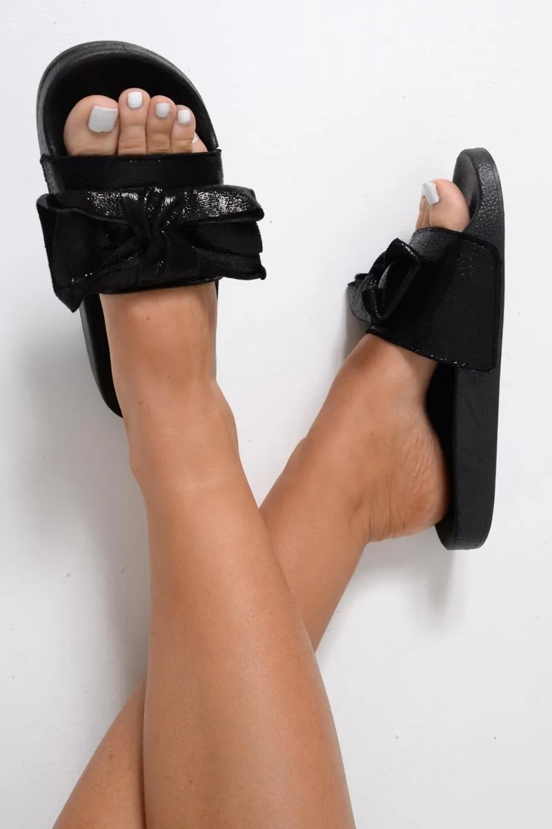 Black Oversized Bow Sliders - Kajsa