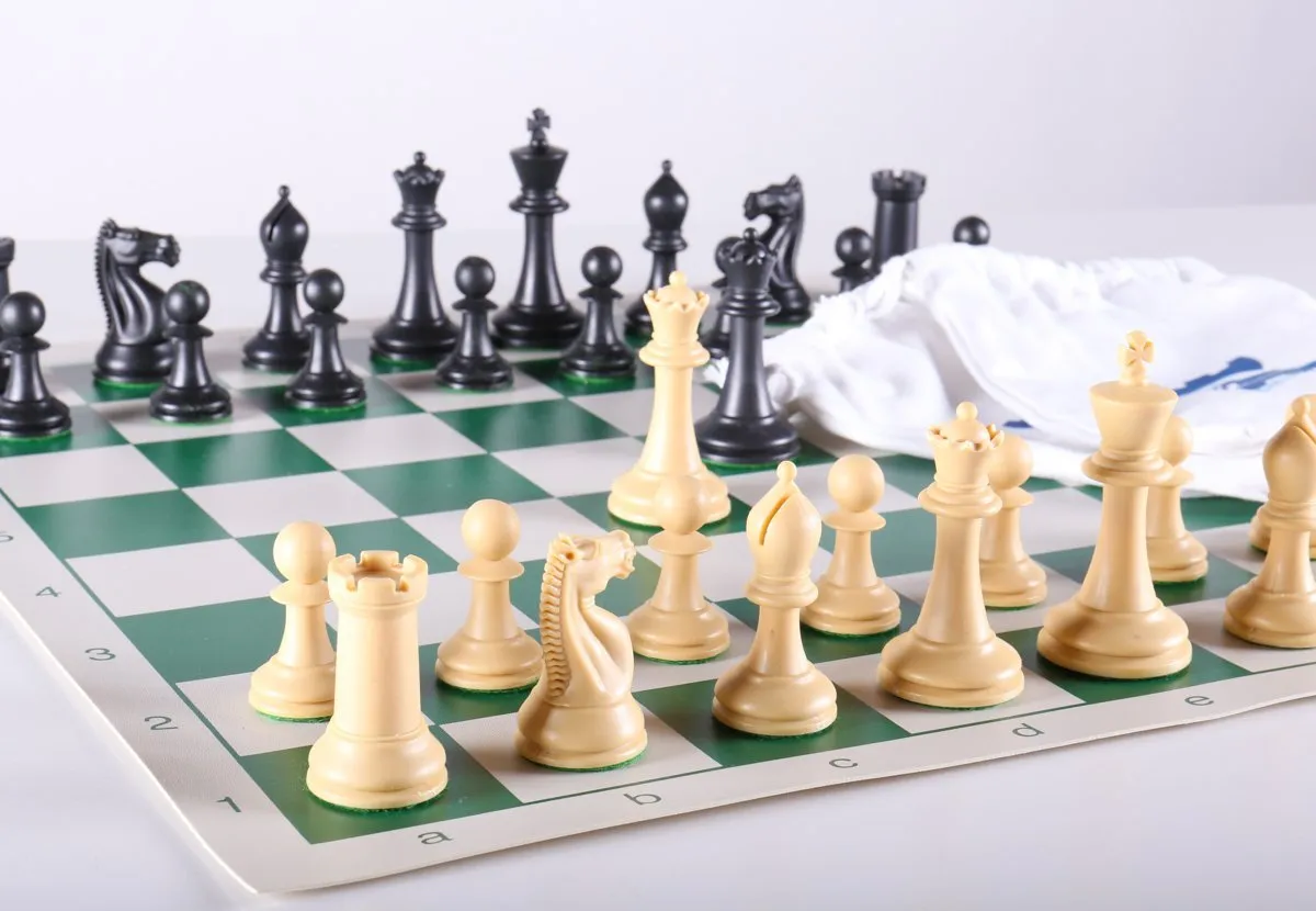 Emisario Club Chess Set Combo