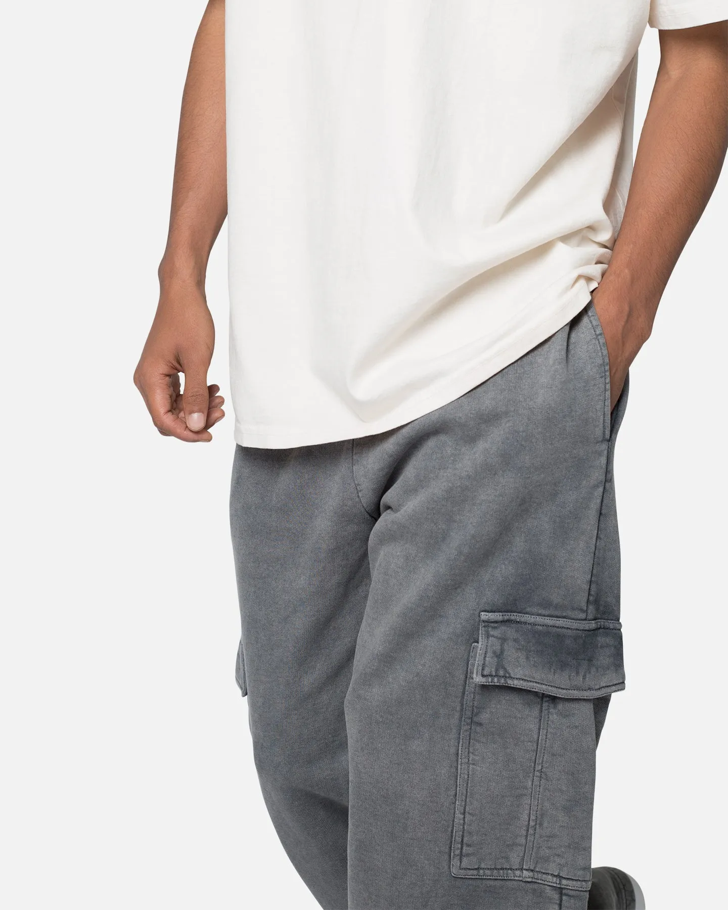 MNML Washed Relaxed Cargo Sweatpants Black