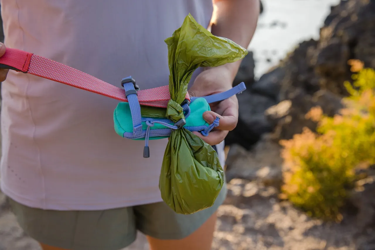 Ruffwear Pickup Bag Dispenser, Stash Bag Mini